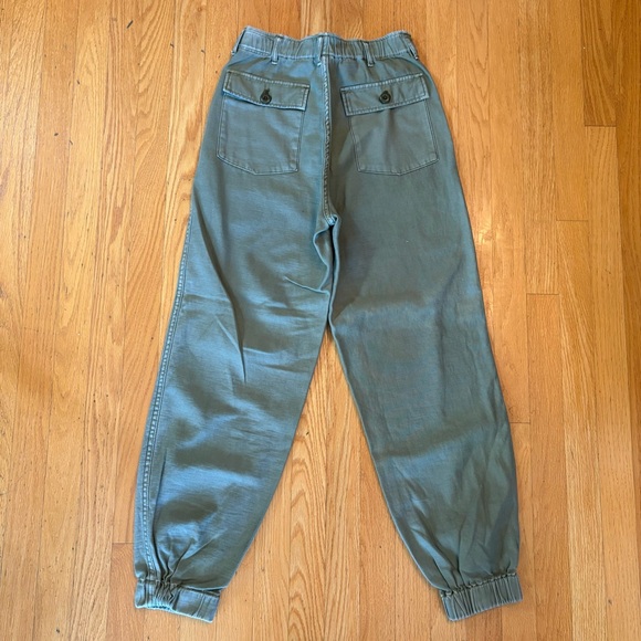 R13 Utility Jogger - Picture 3 of 10